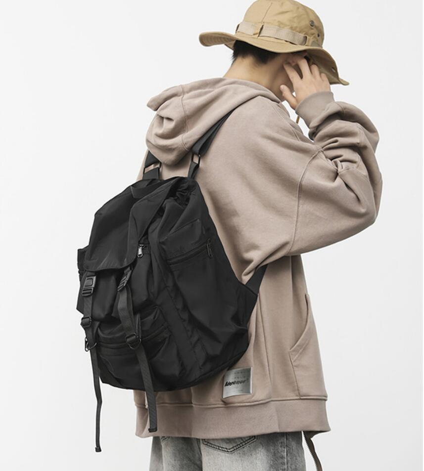 Mochila negra de nailon resist - Men'S Accessories Backpack reseña y precio